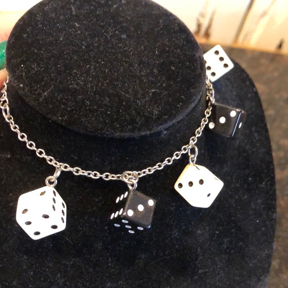 Black and white dice bracelet - Picture 1 of 2
